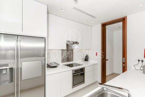 Apartment de 2 dormitorios en The Hills, UAE No. 102409 8