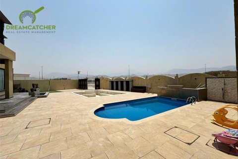 4 غرف نوم فيلا في Shamal Julphar, الإمارات العربية المتحدة رقم 75307 5