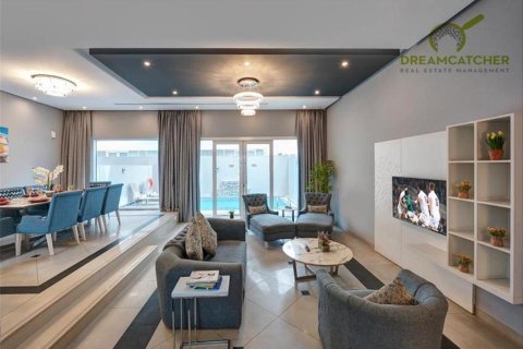Villa de 3 dormitorios en Al Hamra Village, UAE No. 75306 5