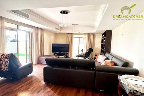5 غرفة نوم  فيلا في Al Hamra Village, الإمارات العربية المتحدة رقم 75308 19