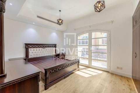 Villa de 3 chambres à Dubai Sports City, UAE No. 84277 24
