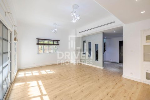 Villa de 3 chambres à Dubai Sports City, UAE No. 84277 4