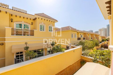 Villa de 3 chambres à Dubai Sports City, UAE No. 84277 16