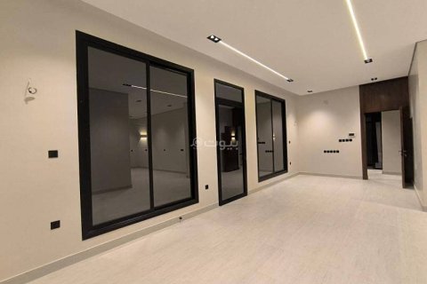 Apartment de 3 dormitorios en Riyadh, Saudi Arabia No. 99644 7