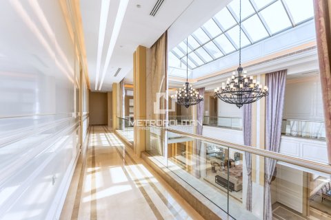 Villa de 6 chambres à Emirates Hills, UAE No. 77818 19