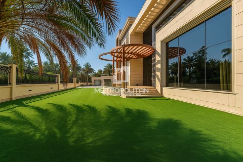 Villa de 6 chambres à Emirates Hills, UAE No. 77818