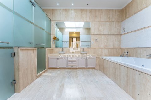 Villa de 6 chambres à Emirates Hills, UAE No. 77818 24