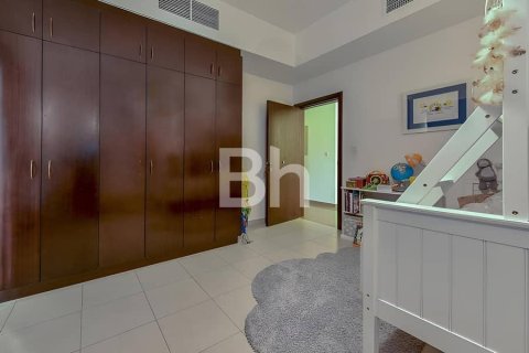 Villa de 5 dormitorios en The Villa, UAE No. 68731 12