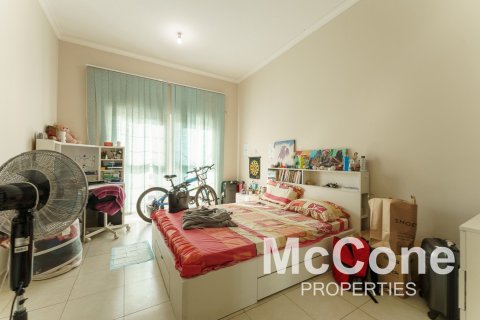 Apartment de 2 dormitorios en Dubai, UAE No. 74722 5