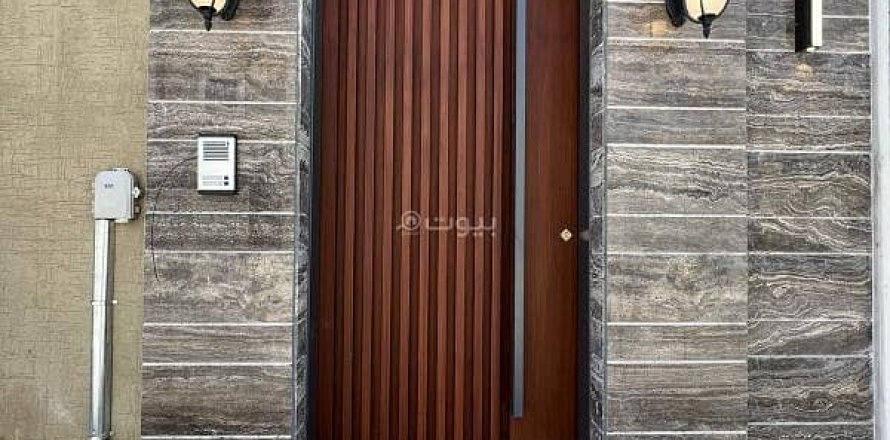 Villa de 5 dormitorios en Riyadh, Saudi Arabia No. 99631