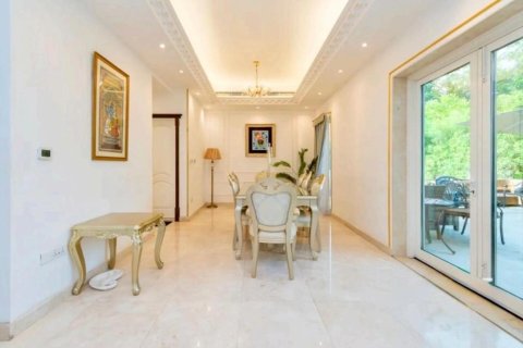 Villa de 4 chambres à Jumeirah Islands, UAE No. 89726 6