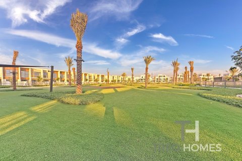 3 bedrooms Townhouse in The Valley, UAE No. 81867 5