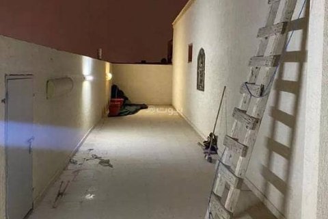 Villa de 4 chambres à Riyadh, Saudi Arabia No. 98675 2