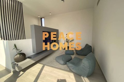 Townhouse de 3 dormitorios en Tilal City, UAE No. 8132 5