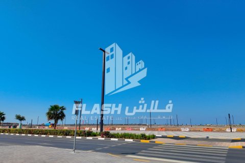 Land de 894.6m² en Al Mairid, UAE No. 88265 18