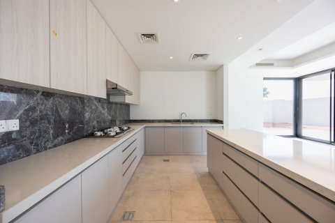 Commercial property de 5 dormitorios en  Saadiyat Island, UAE No. 79557 22