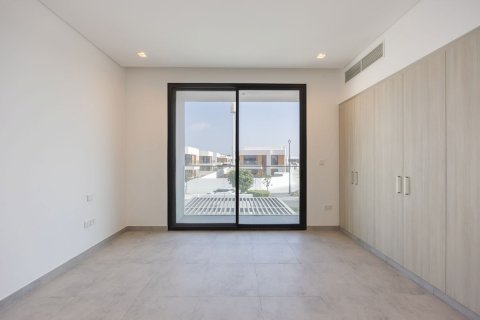 Commercial property de 5 dormitorios en  Saadiyat Island, UAE No. 79557 16