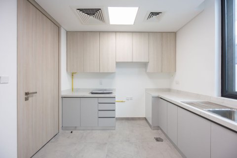Commercial property de 5 dormitorios en  Saadiyat Island, UAE No. 79557 15