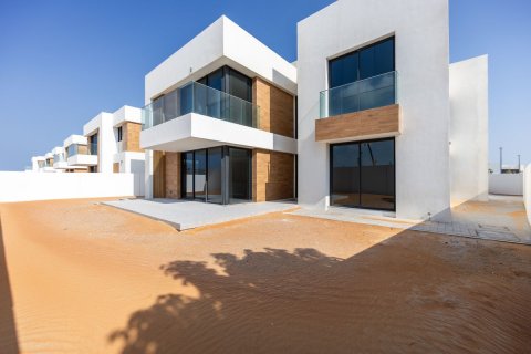 Commercial property de 5 dormitorios en  Saadiyat Island, UAE No. 79557 23