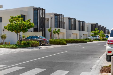 4 غرف نوم تاون هاوس على جزيرة السعديات, الإمارات العربية المتحدة رقم 79558 2