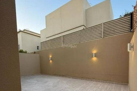 Villa de 5 chambres à Riyadh, Saudi Arabia No. 98668 3