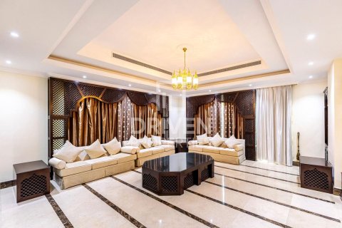 Villa de 6 chambres à Al Barsha, UAE No. 83917 2
