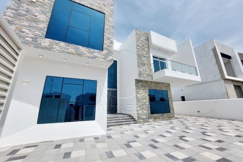 Villa de 5 dormitorios en  Yas Acres, UAE No. 27237 2
