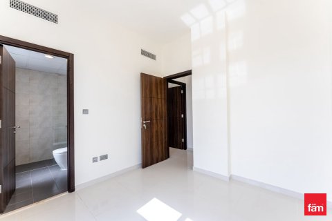 Villa de 3 dormitorios en Dubai, UAE No. 100294 11