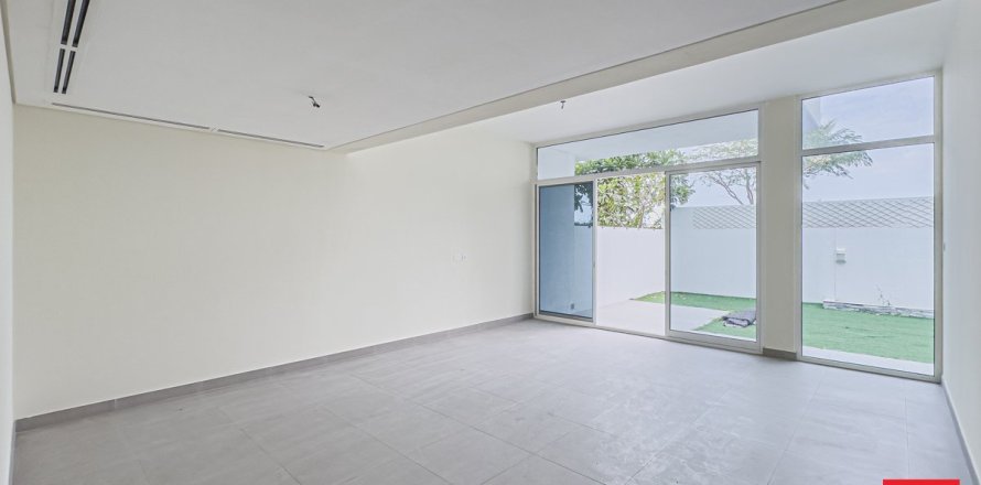 3 bedrooms Townhouse  No. 107415