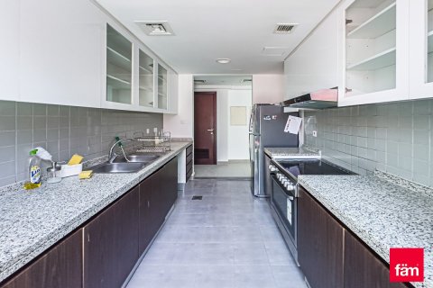 3 bedrooms Townhouse  No. 107415 14