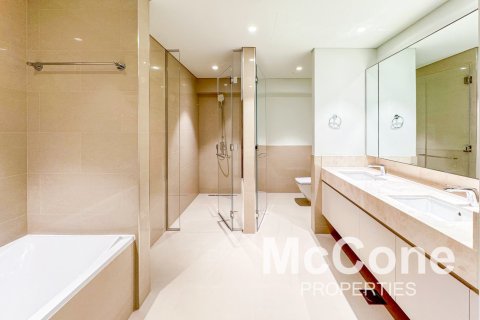 Apartment de 3 dormitorios en Opera District, UAE No. 74646 15