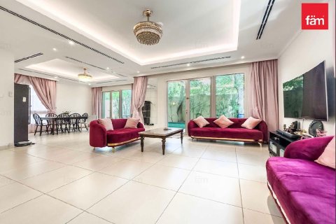 Villa de 3 chambres à Al Barsha, UAE No. 100629 1