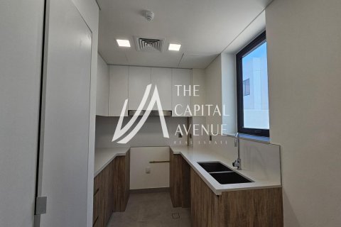 3 bedrooms Townhouse on the Yas Island, UAE No. 86819 10