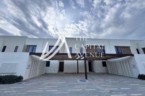 Townhouse de 3 dormitorios en  Yas Island, UAE No. 86817 2