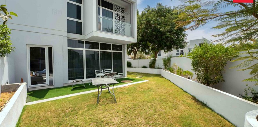 Townhouse de 3 chambres à Dubai, UAE No. 102510