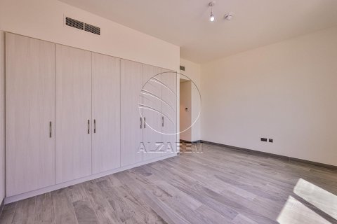 4 bedrooms Villa on the Yas Island, UAE No. 89850 8