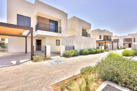 4 bedrooms Villa on the Yas Island, UAE No. 89850 1