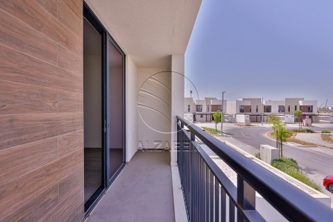 4 bedrooms Villa on the Yas Island, UAE No. 89850 3