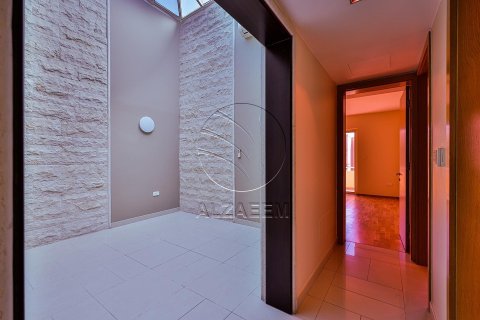Villa de 4 chambres à Al Raha Gardens, UAE No. 89851 3
