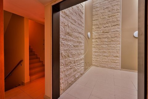 Villa de 4 chambres à Al Raha Gardens, UAE No. 89851 4