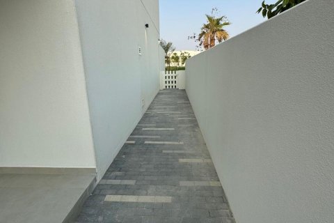 Townhouse de 3 dormitorios en  Yas Island, UAE No. 79417 20