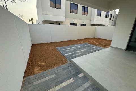 Townhouse de 3 dormitorios en  Yas Island, UAE No. 79417 6