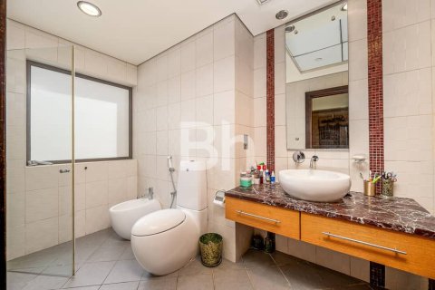 Квартира с 3 спальнями в Джумейра Бич Резиденс, ОАЭ №87124 15