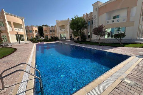 4 bedrooms Villa in Doha, Qatar No. 58533 19