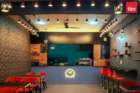 Shop de 87.2m² en Dubai, UAE No. 103879 1