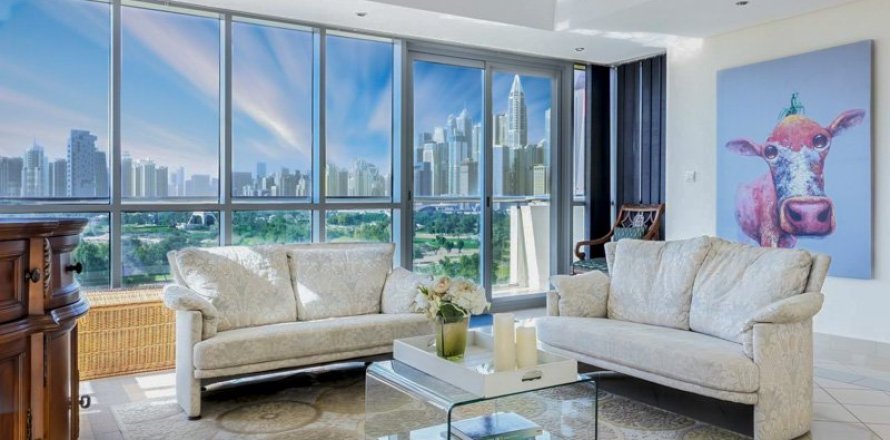 Appartement de 3 chambres à The Views, UAE No. 1737
