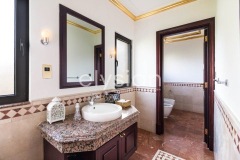 Вилла с 5 спальнями в Signature Villas, ОАЭ №64975 5