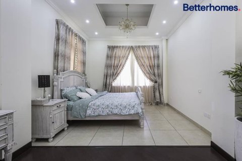 Villa de 5 dormitorios en The Villa, UAE No. 22300 13