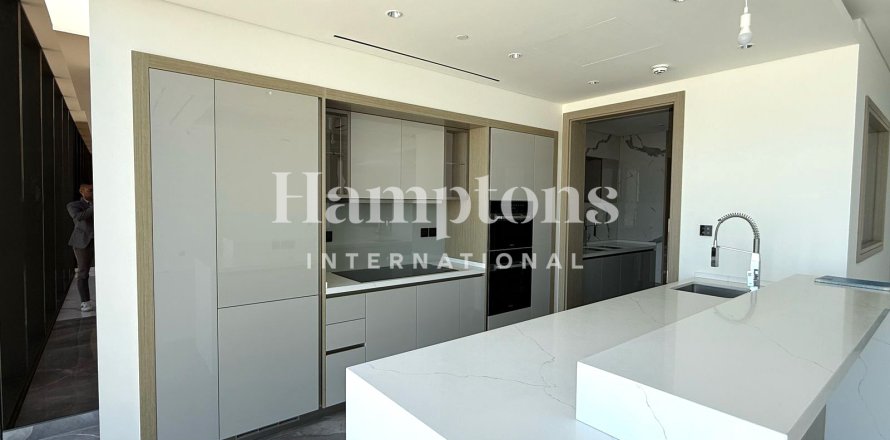 Apartment de 4 dormitorios en Dubai Internet City, UAE No. 72955