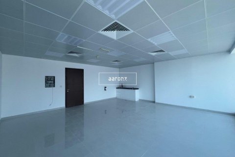 48.5m² Office in Business Bay, UAE No. 45502 2